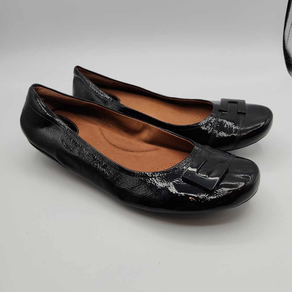 Clarks Artisan Flats Women's 8W Black Upper Patent Leather Buckle Accent Slip On